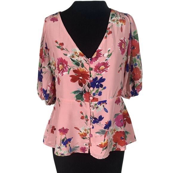 Yumi Kim Pink Floral  Short Sleeve Button Front Silk Blend Blouse Size Small - Picture 2 of 7